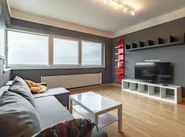 Comfort & Views over Riga Apartment near Airport and City Center