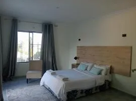 Cosy One bedroom with good Solar backup & Wi-Fi