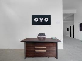 SPOT ON Hotel Veer Galaxy, hotel v destinaci Ghātampur