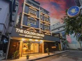 FabHotel The Golden Orchid