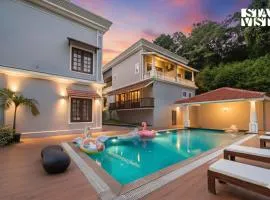 StayVista at Casa Verano with Pool, BBQ