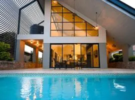 Modern spacious 4-bedroom home