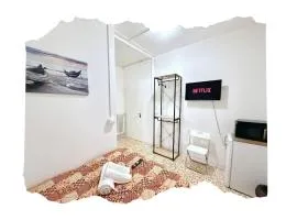 Netflix - Vicino al Centro - Via Rometta Suite