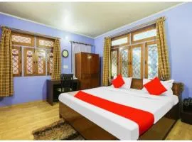 Hotel S S- Residency Near Mall Road-NAINI LAKE - Free Parking - Jungle Safari & Restaurant Facilities - Hygiene and Spacious Room - The Best Hotel with Mountain Views