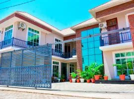 Villa Home Hotel & Apartment
