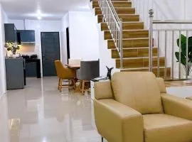 JanKat's Budget Friendly Transient Apartment C