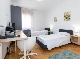 Ampia stanza moderna Venezia a 10 minuti