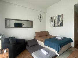 Family Suites at the Amani Grand Residences - Mactan Airport, pet-friendly hotel in Pusok