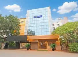 FabHotel Gulshan International - Nr Peter Cat Park Street