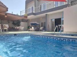 Private villa with pool in Deadsea Jordan, cabin in Al Rama