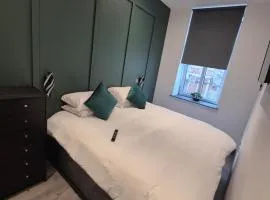 The Cotswold Escape 14 - City Centre