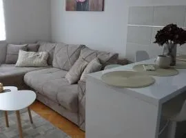 Stan u centru Niša, Obilićev venac