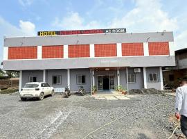 Hotel Krishna Garden, готель у місті Valsad