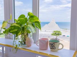 Căn hộ Oasky 3 Phòng Ngủ 2WC Giá Rẻ Sát Tháp Tam Thắng Bãi Sau Vũng Tàu, toegankelijk hotel in Vung Tau