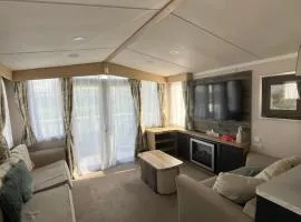 Luxury 3 bed swift home