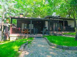 Fatsa Belediyesi &Ccedil;erkezler Tepesi Bungalov Otel, 3-stjernet hotel i Fatsa