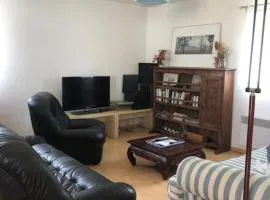 Appartement spacieux 3 chambres avec balcon et parking privé