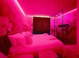 Romantic Love Room à Canet-en-Roussillon