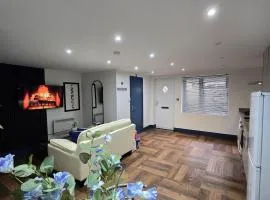 The Nook Free Parking Short way City Centre