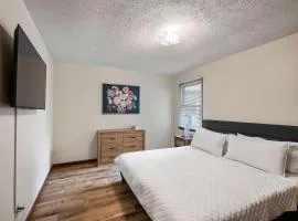 The Family Nook - Home for 8