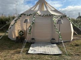 Pond view stargazer，位于维斯贝希的豪华帐篷营地