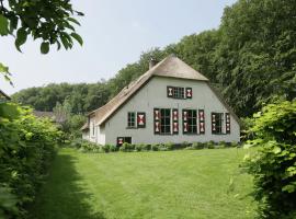 Viesnīca Peaceful Farmhouse in Doorn near Forest pilsētā Dorna