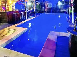 Alojamiento Pura Vida Quinta Parador Mercedes, villa i Mercedes