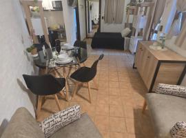 Cerca de la plaza principal a estrenar, alojamento em Formosa