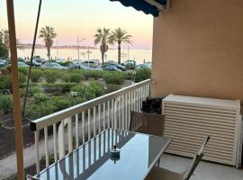 Viesnīca Appartement 2 chambres front de mer 40m plage vue mer clim - Fréjus plage Frēžī