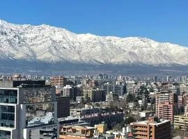 Charming Apartment with Jacuzzi in Central Location