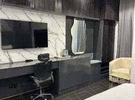 The Residence Hotel And Suites