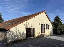 Gîte Barbery 4 pers au calme de la campagne à Bransat - FR-1-489-594