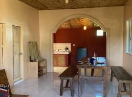 Magic Seaweed House Forever Offline, hotel en Alegria