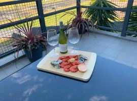 Corrigans Beach View Apartment 211