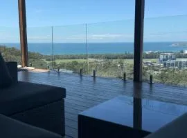 Mountain-Top Ocean View in Coffs Harbour