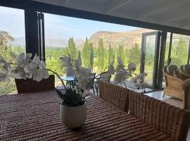 105 Clarens Golf Villa