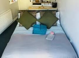 A Cosy Harrogate Hideaway