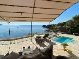 Villa Lou Cade, vue imprenable et plage privée, Théoule-sur-mer