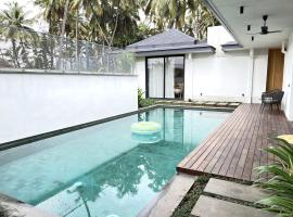 Boho Luxury Balinese Villa Cafes & Nightlife, hotel in Anjuna