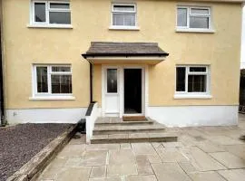 Beautiful house near town centre