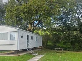 Emma and Simon's hideaway Retreat