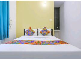 HOTEL !Kashi Heaven BHU! Best Location Near Shree Kashi Vishwanath Temple - Providing Fully Air Conditioned Rooms, ξενοδοχείο τεσσάρων αστέρων στο Βαρανάσι