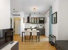 Modern apartment, in the center near see