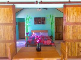 Kaniki Point Resort, Hotel in Sampong