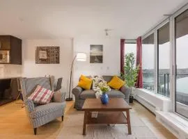 Stylish Vancouver Condo with City Views