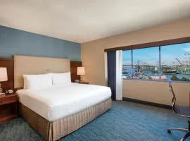 Crowne Plaza Hotel Los Angeles Harbor by IHG