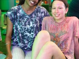 Riddhi Siddhi Hostel &Home stay Near By Mathura Railway Station, khách sạn ở Mathura