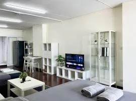 Central 1BR 50sqm Walk to BTS City Center