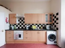 Edinburgh Central Lauriston Large Apartment