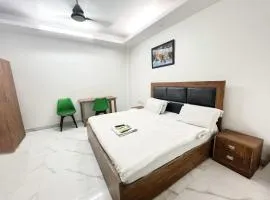 Home Stay Near Nizamuddin Railway Station